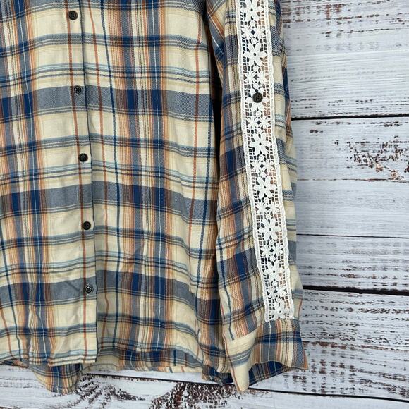 Women's Kate & Sam Cream Blue Crochet Lace Plaid Button Up Flannel Top Boho XL - Picture 5 of 8